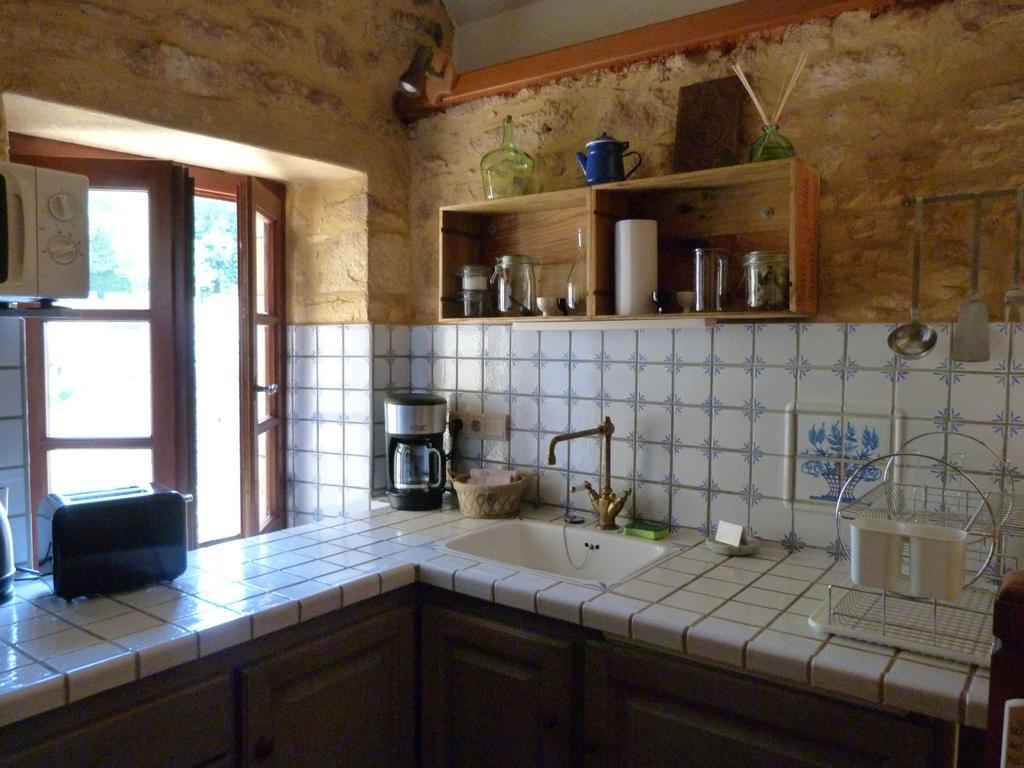 Charmante Maison Troglodyte Витрак Екстериор снимка